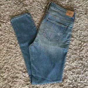 Women’s Abercrombie & Fitch Jeans